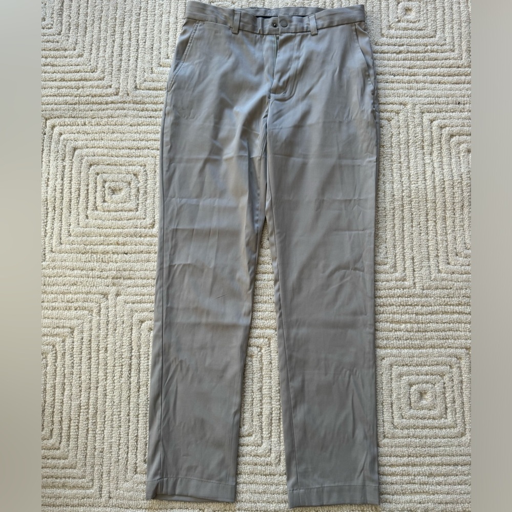 Brooks Brothers tech fabric golf / dress pants, like new, size 31x32